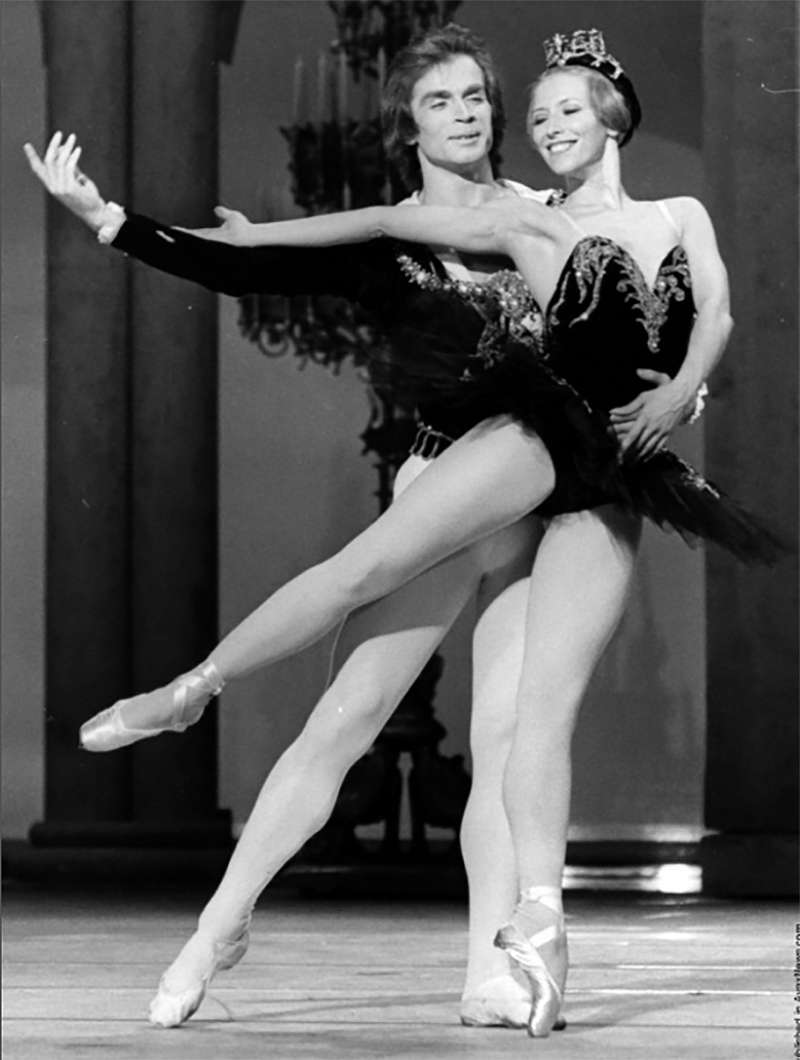 Рудольф Нуриев и Марго Фонтейн в танце (Rudolf Nureyev and Margot Fontaine in dance)