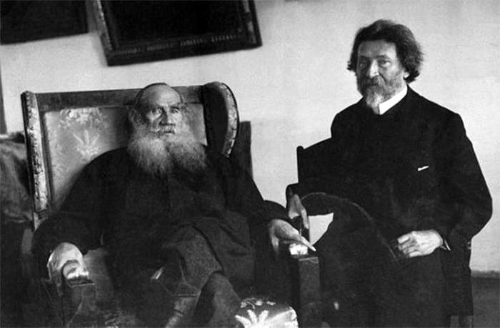 Лев Толстой и Илья Репин - фото 1908 года