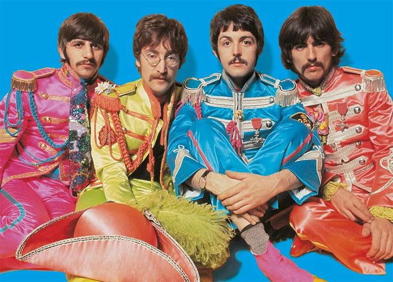 Участники «The Beatles» в гусарских костюмах (Participants of «The Beatles» in hussar costumes)