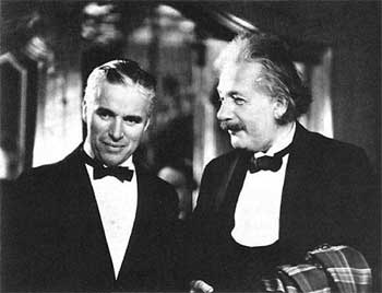 Чарли Чаплин без грима и Альберт Эйнштейн